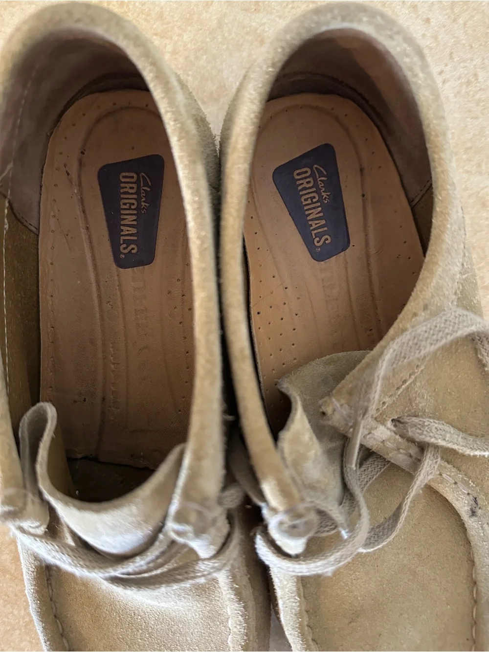Clarks Wallabee Suede Beige Moccasin Crepe Platform Sole Shoes 8